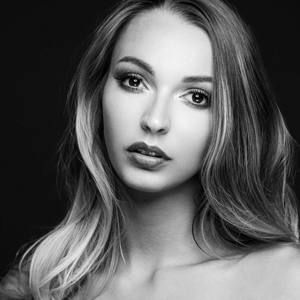 Meet your Posher, Ally